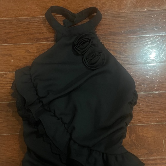 Underpass Halter Neck Ruffle Hem dress - Picture 2 of 7